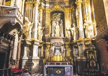 Droga do koronacji Maryina królową polski