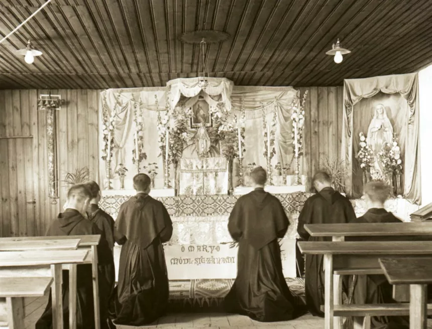 15. Rycerstwo 01_1 Eucharystia w życiu Ojca Maksymiliana