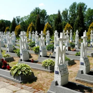INFORMACJE na Wszystkich Świętych i Dzień Zaduszny