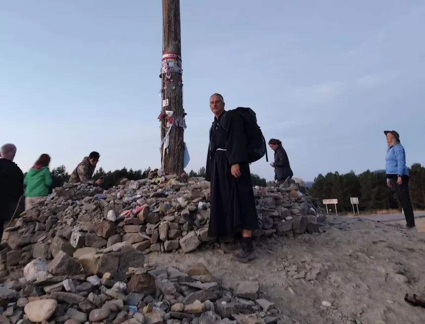 Rysiu pod Cruz de Ferro Camino Levante dzień 34