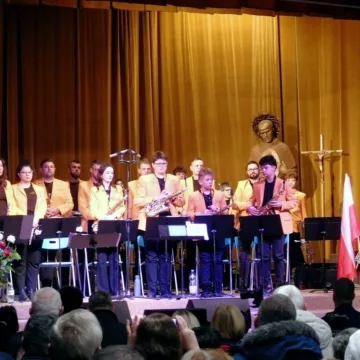 Niedzielny koncert pieśni patriotycznych