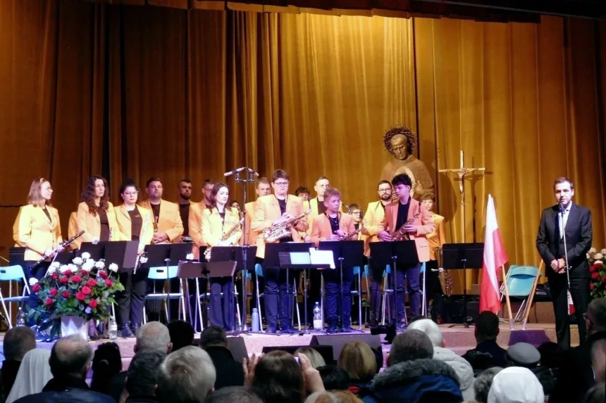 Leczeszyce DSCN2586 Niedzielny koncert pieśni patriotycznych