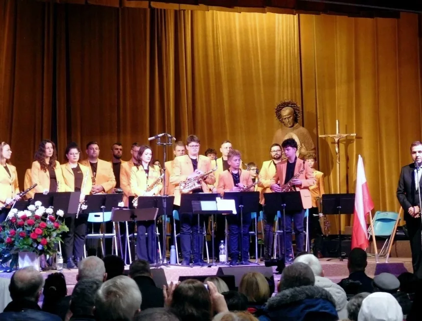 Leczeszyce DSCN2586 Niedzielny koncert pieśni patriotycznych