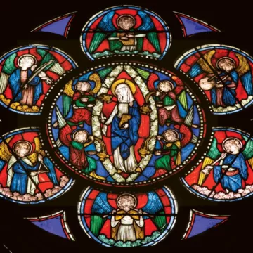 Witraż w Kaplicy Matki bożej w katedrze NOTRE-DAME Niepokalane Poczęcie NMP a wszechpośrednictwo łaski