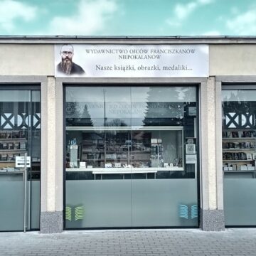Niepokalanów prezentuje: kiosk wydawnictwa (WOF)
