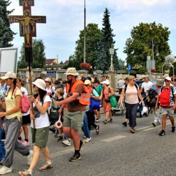 46wapm-A pielgrzym WAPM w Niepokalanowie w drodze na Jasną Górę